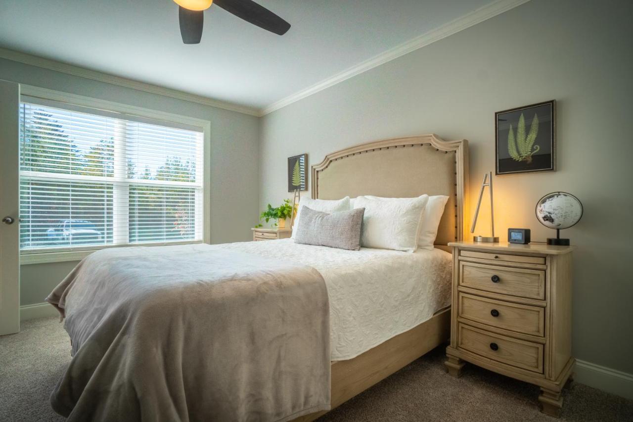Holiday home Par-tee Haus I- Game & Hot Tub-walk To *