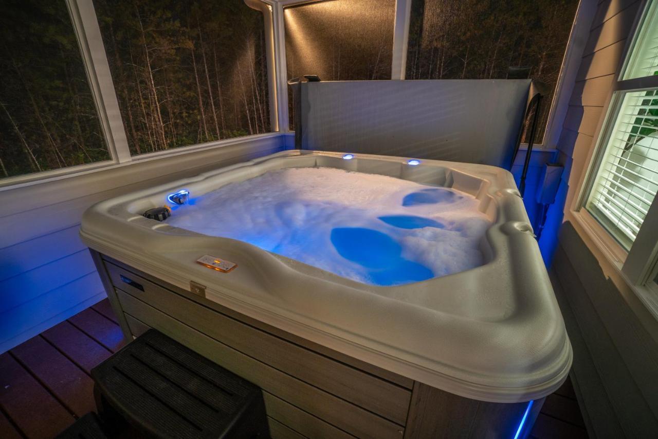 Holiday home Par-tee Haus I- Game & Hot Tub-walk To *